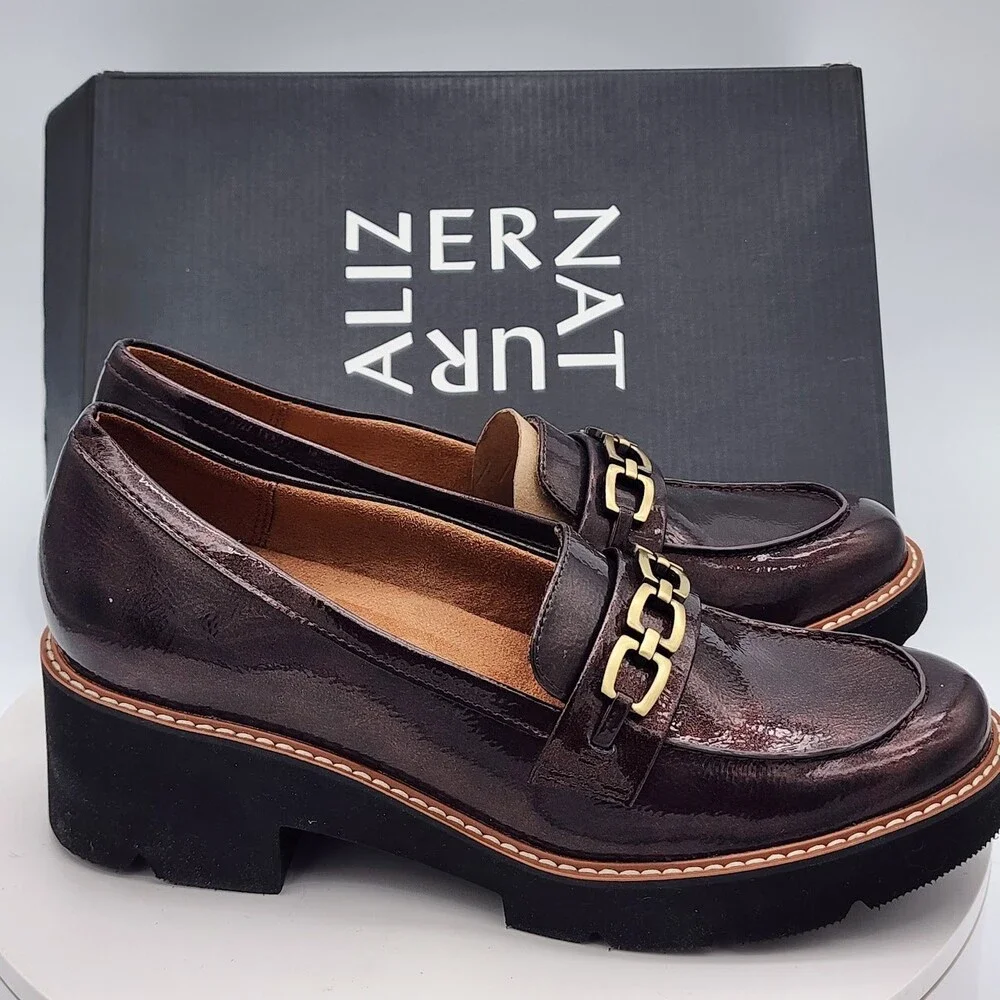 NEW Naturalizer Cabana Cinnamon Patent Chain Loafers Women's Size 9.5M Shoes